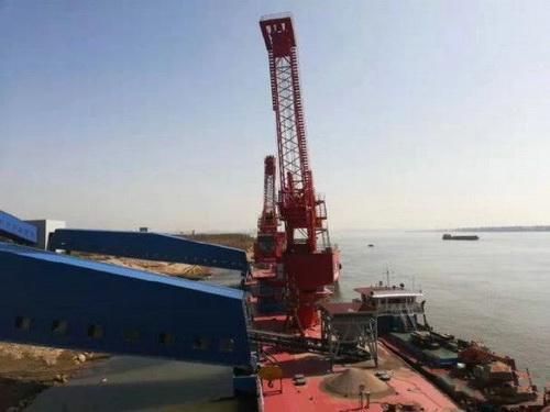 湖北一永久性砂石集并中心建成，總投資約2.5億元，年設(shè)計吞吐量360萬噸
