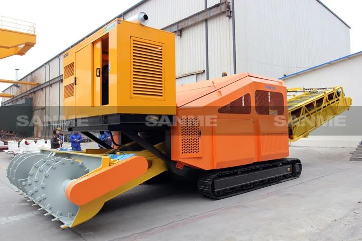 顛覆傳統(tǒng)裝車方式，山美履帶式取料機(jī)助您實(shí)現(xiàn)降本增效、節(jié)能減排！